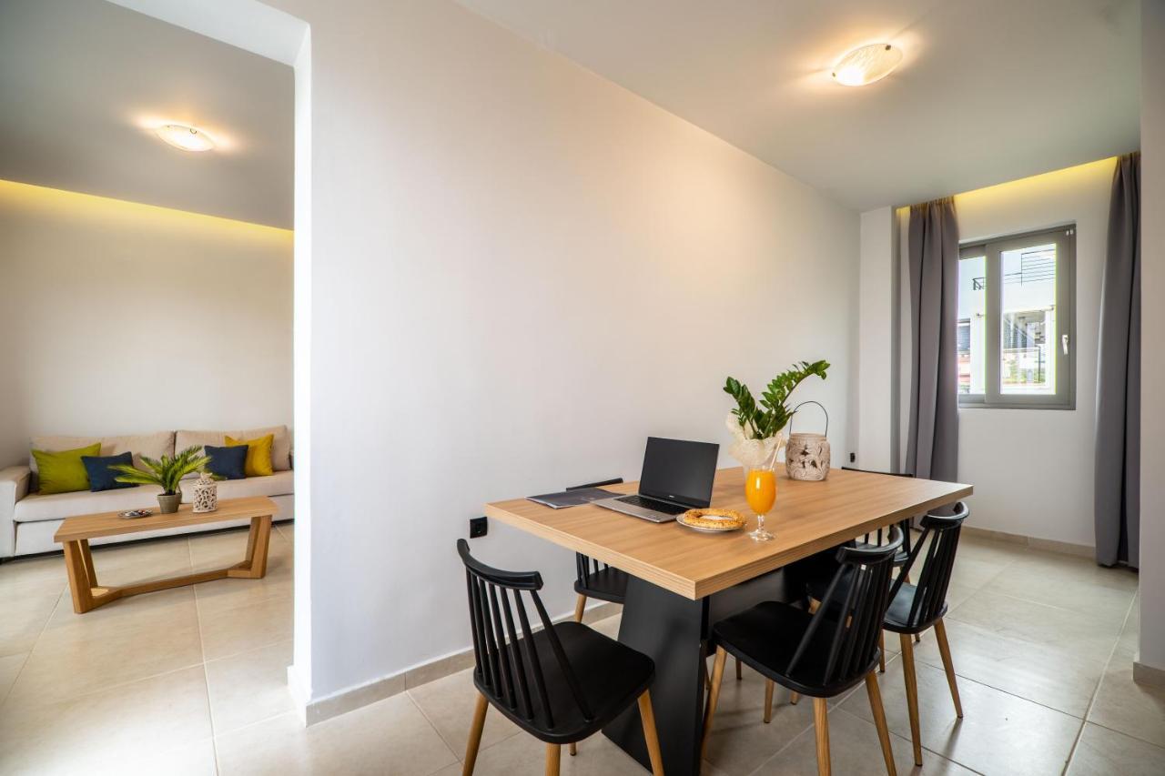 Aegean Breeze Luxury Apartments Next To The Sea Maleme  Exterior photo